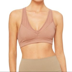 Alo Yoga Entice Bra - Rosewater